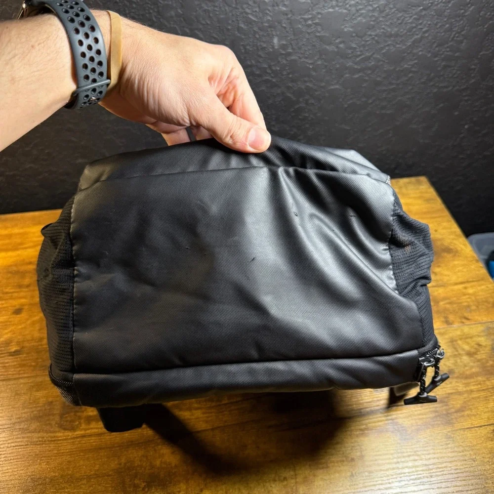 Solo New York Re:solve UBN760 Grey Recycled PET Polyester Laptop Backpack OS